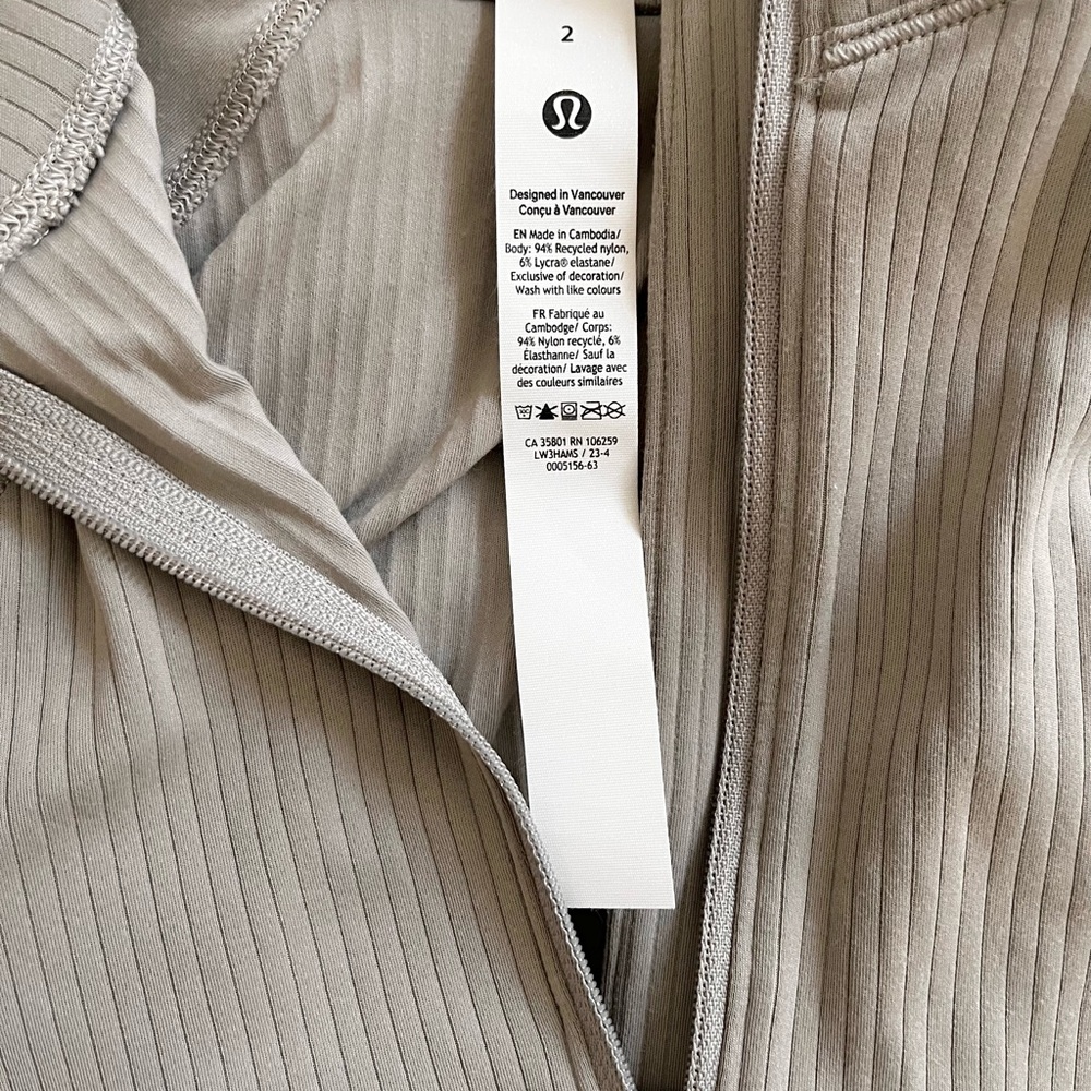 Lululemon It's Rulu Cropped Half Zip - Picture 3 of 8